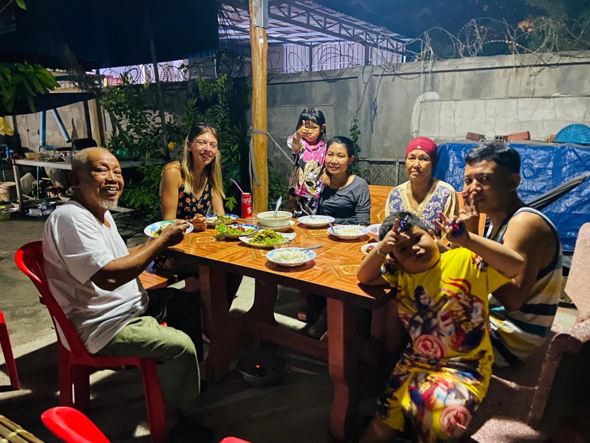 Lazy Mango Home Stay Phum Pouth ma Srei Exterior foto